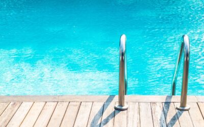 Principales claves sobre las placas solares para piscinas